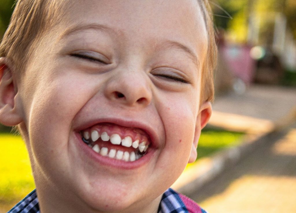 Kind lacht - Kohärenz - Spielundlern